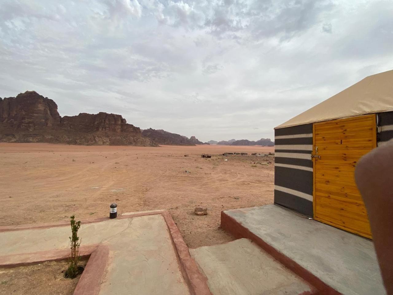Wadi Rum Bedouin City Camp & Tours Exterior photo